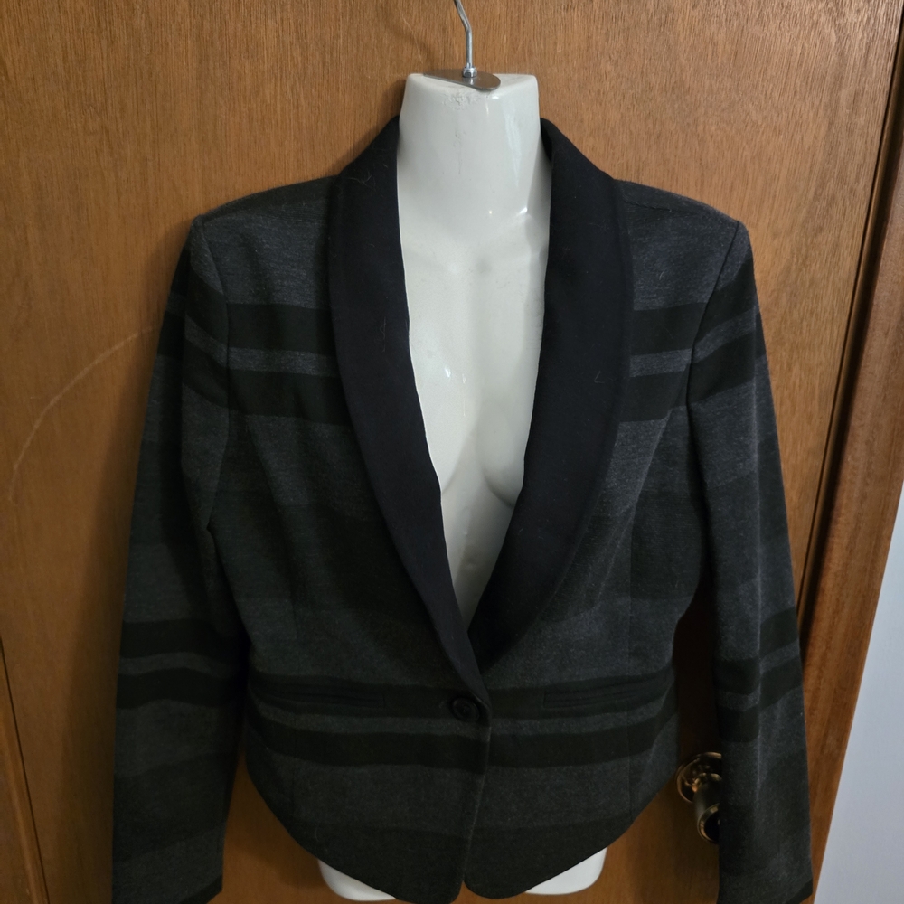 BCBG Max Azria Women's Black and Gray Blazer